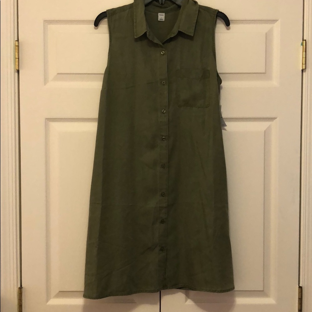 Button-Up Green Dress